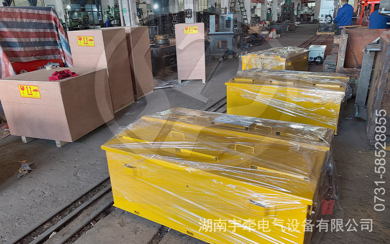 5吨蓄电池电机车出口海外 3.jpg