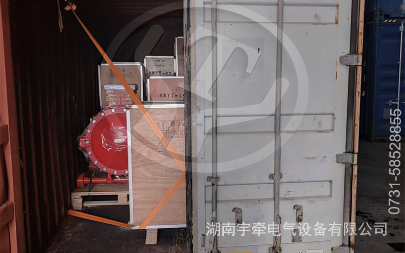 电机车配件出口海外 4.jpg